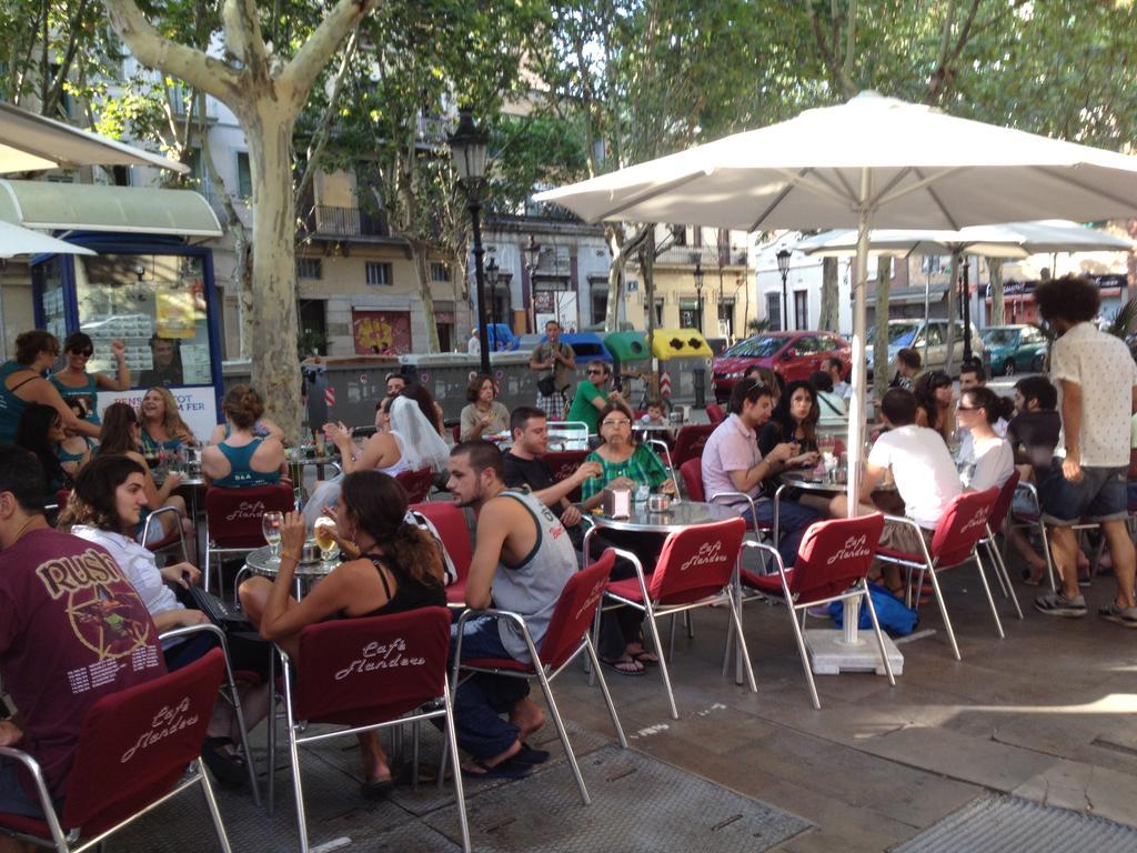 Bedcelona Hostel Barcelona Eksteriør bilde